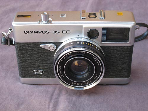 OLYMPUS 35 ec 2 コンパクトフィルムカメラ オリンパスの35ECと35EC2は