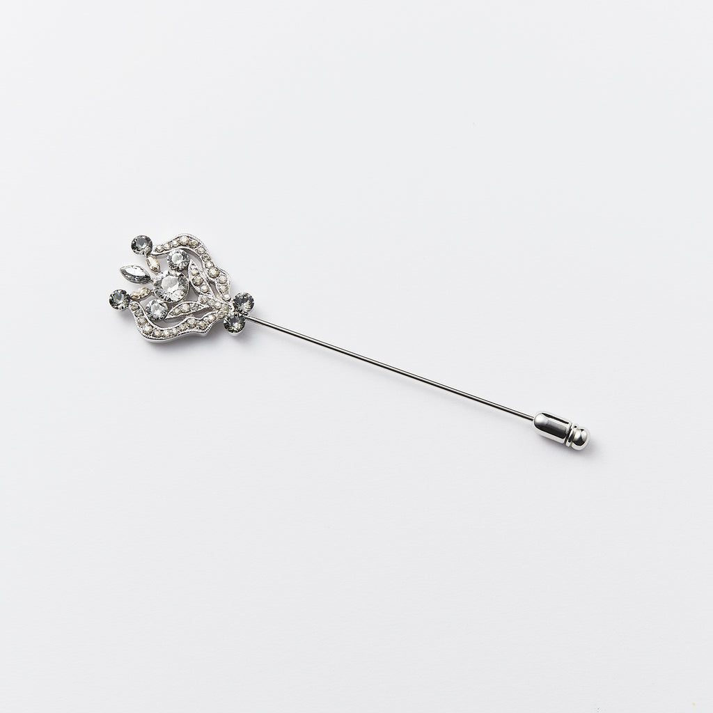 フォクシーのブローチ 