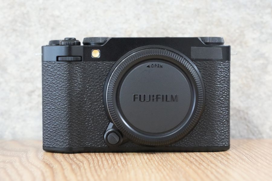 FUJIFILM X-M5 ボディ ブラック 付属品完備 – まるかめら
