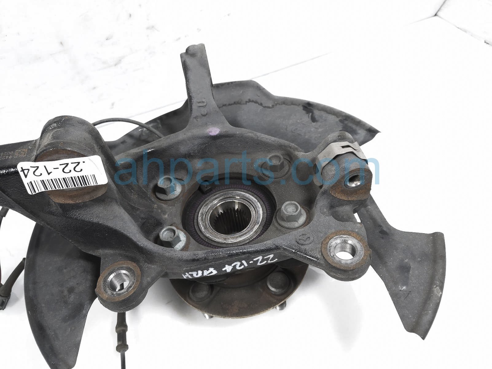 2019 Mazda CX-9 Front Passenger Spindle Knuckle Hub TN39-33-021A,