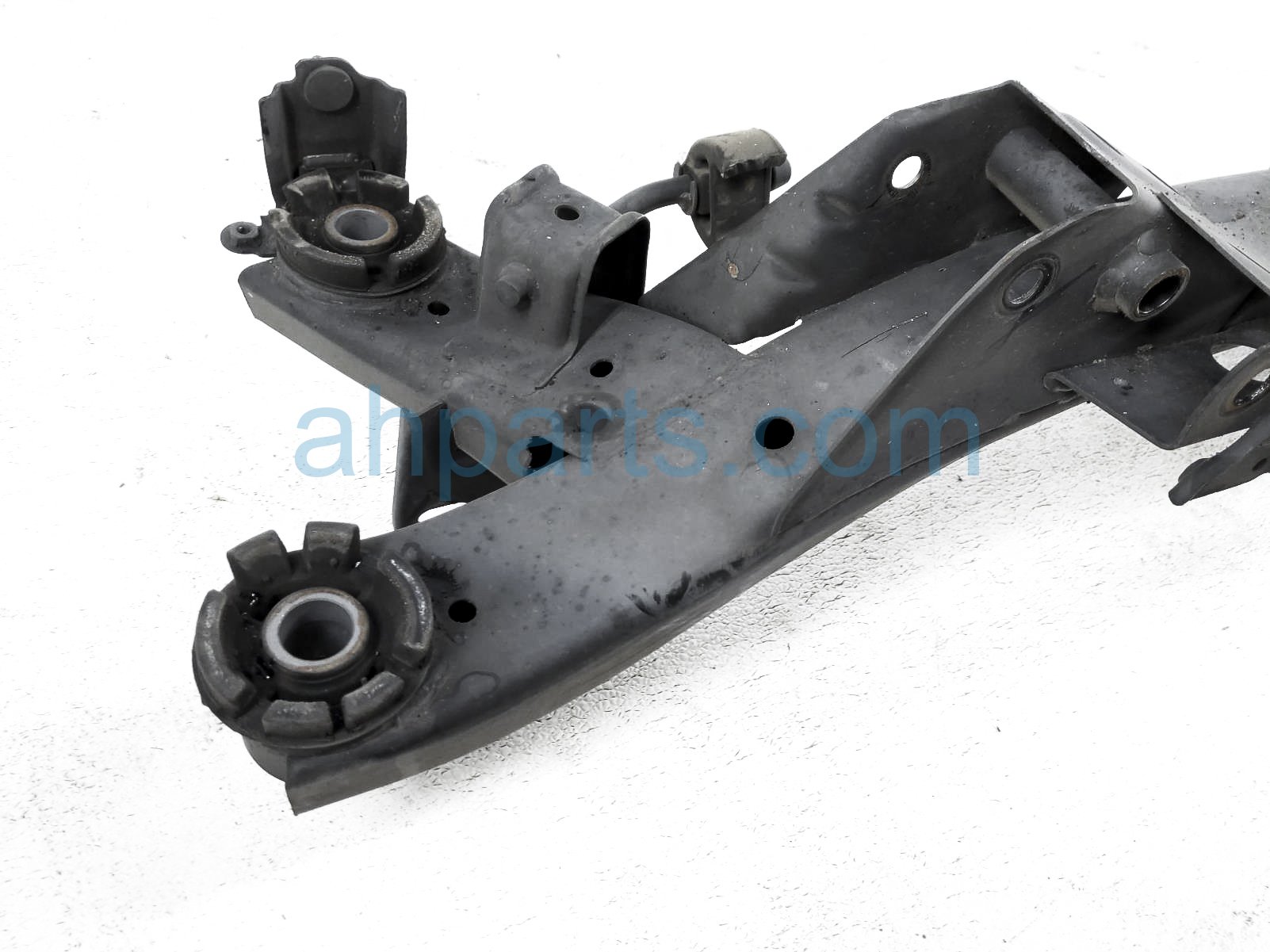 2009 Scion Tc Scion Crossmember Rear Subframe / Cradle 51206-21091,