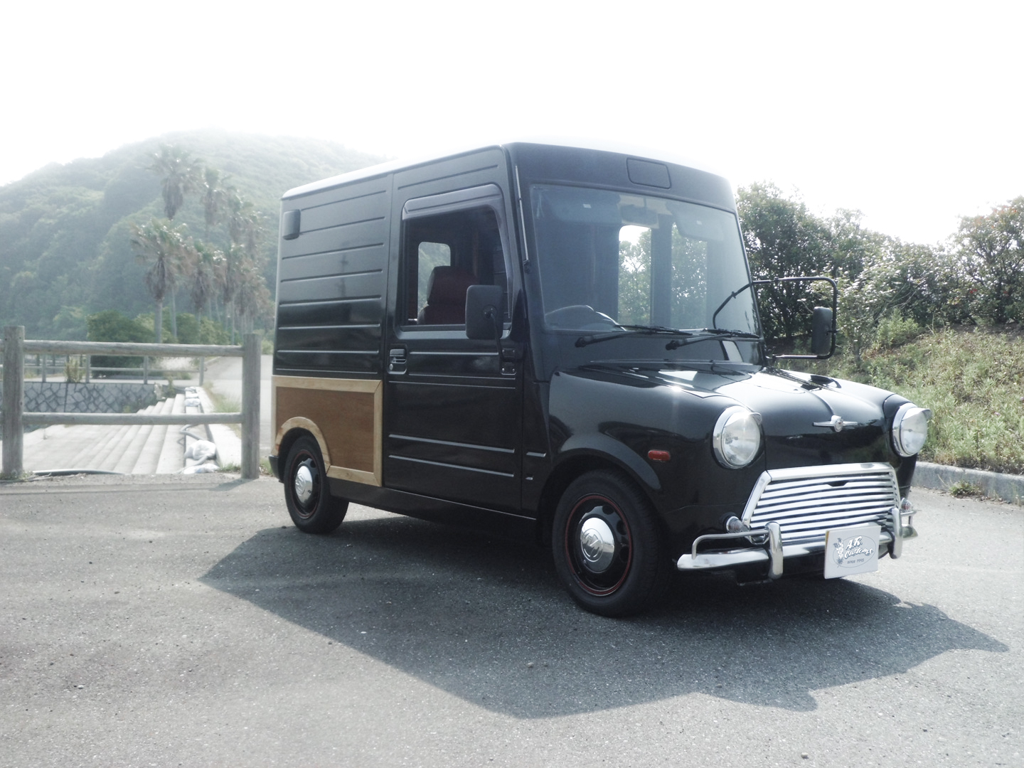 DAIHATSU mira Walk Through Van ミラ ウォークスルーバン | A.R.CUSTOMS