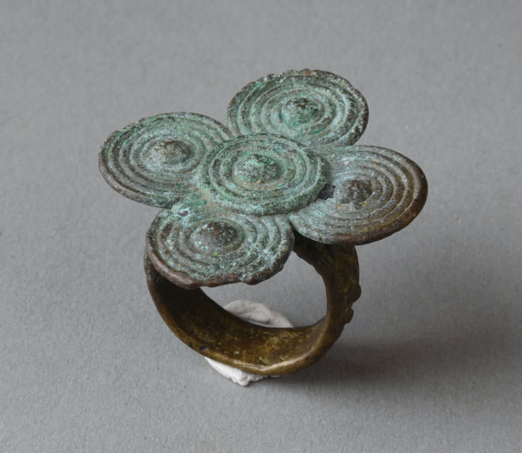 African Art 24 西アフリカの真鍮の装飾品 | アフリカ旅行の道祖神ブログ