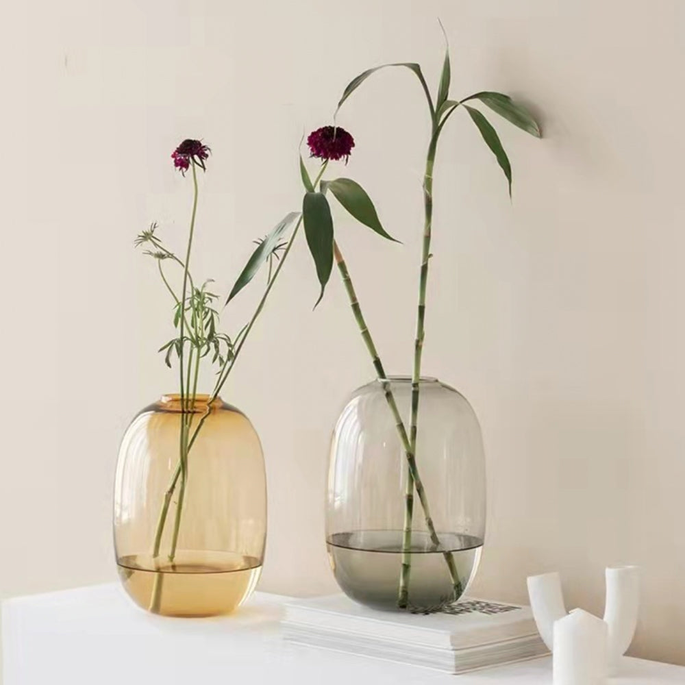 瀬戸内 です 大きな 手吹き ウラン ガラス フラワーベース 瀬戸内 です