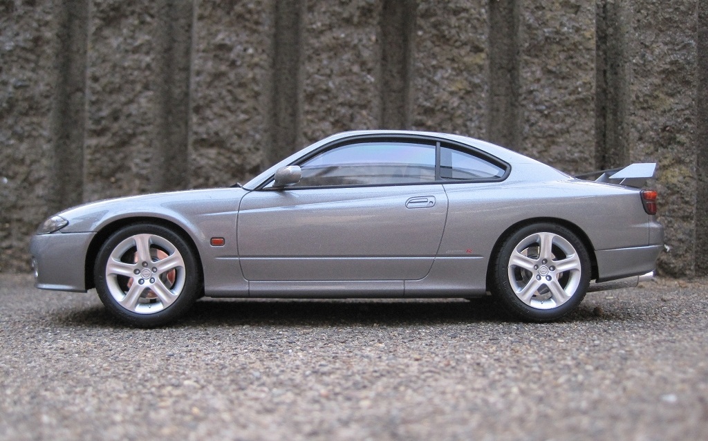 完成品車庫・アオシマのプリペイントS15シルビア&製作記ダイジェスト