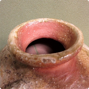 信楽焼 土山窯 杉本睦子作 うずくまる 人気作家 共箱付き 杉本睦子 土山窯