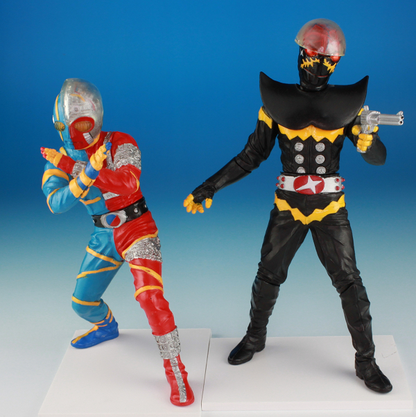 ビリケン商会から1000体しか限定発売！キカイダーブリキ製ゼンマイ歩行