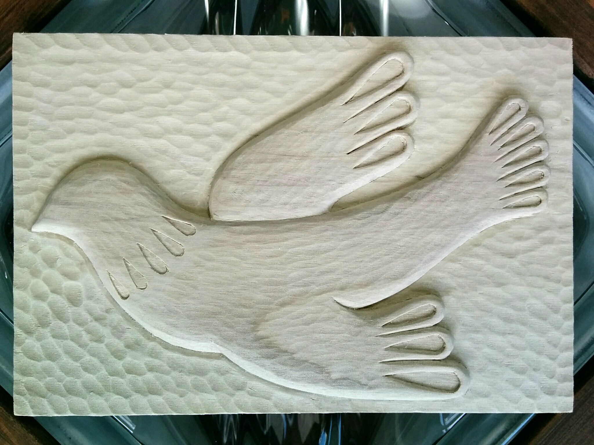 長崎暮らし 「長崎は今日も晴れだった」 ： 鳥のレリーフ2つめ 彫り上がり