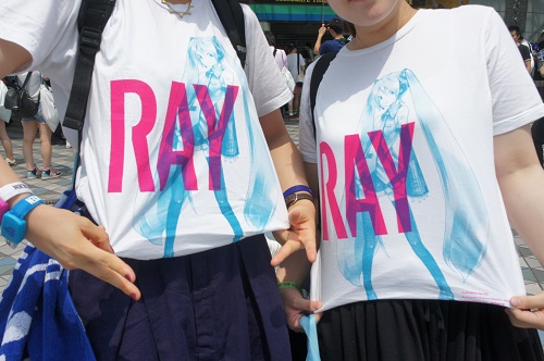 Yahoo!オークション - 初音ミク BUMP OF CHICKEN コラボ ラグランTシャ