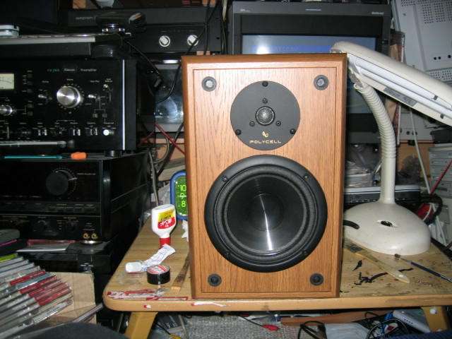 Infinity スピーカー Reference One 型のエッジ貼り替え