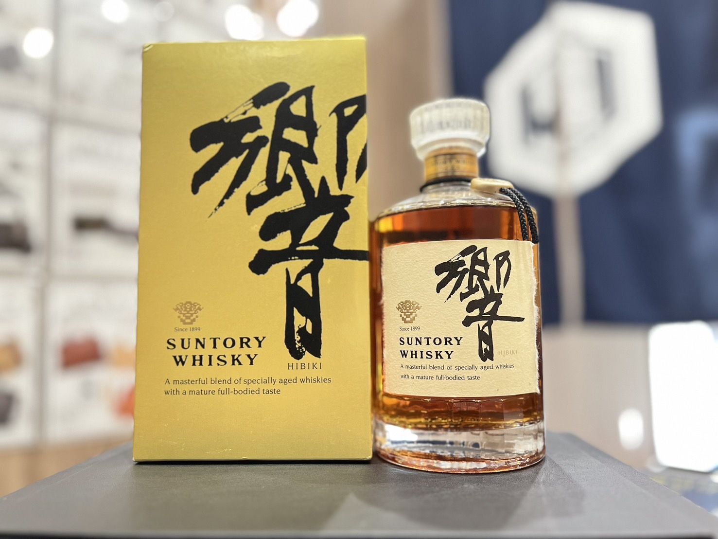 Suntory Hibiki 響 ウイスキー ゴールドボックス Hibiki 17 Years Old