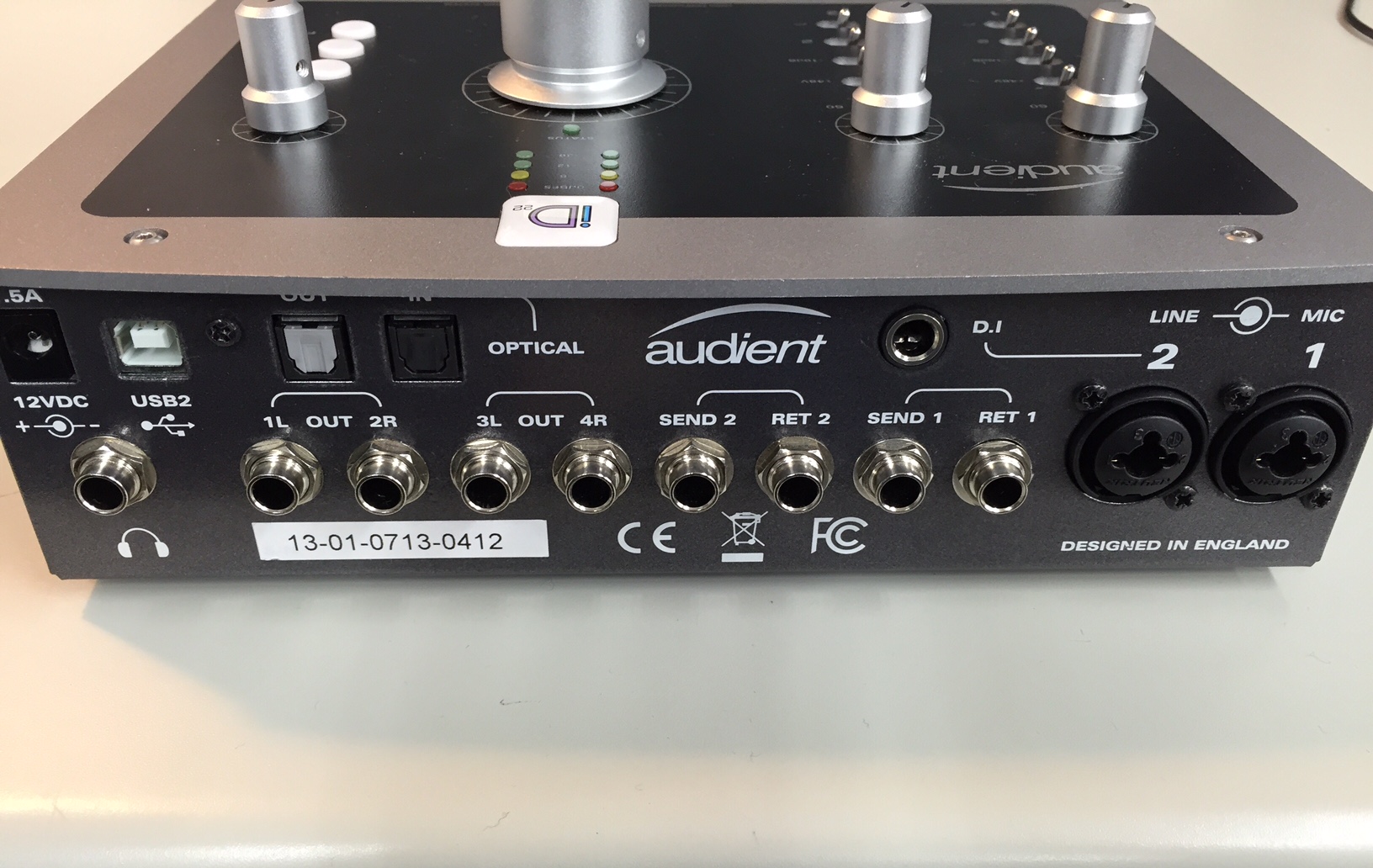 徹底レビュー！】宅録環境を一気に充実、Audient iD22が提案するモダン