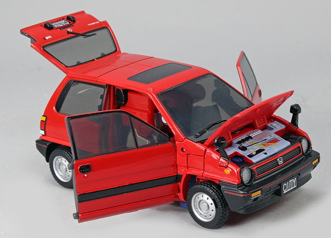 ダイアクロン カーロボット No.9 ホンダ・シティターボ 赤