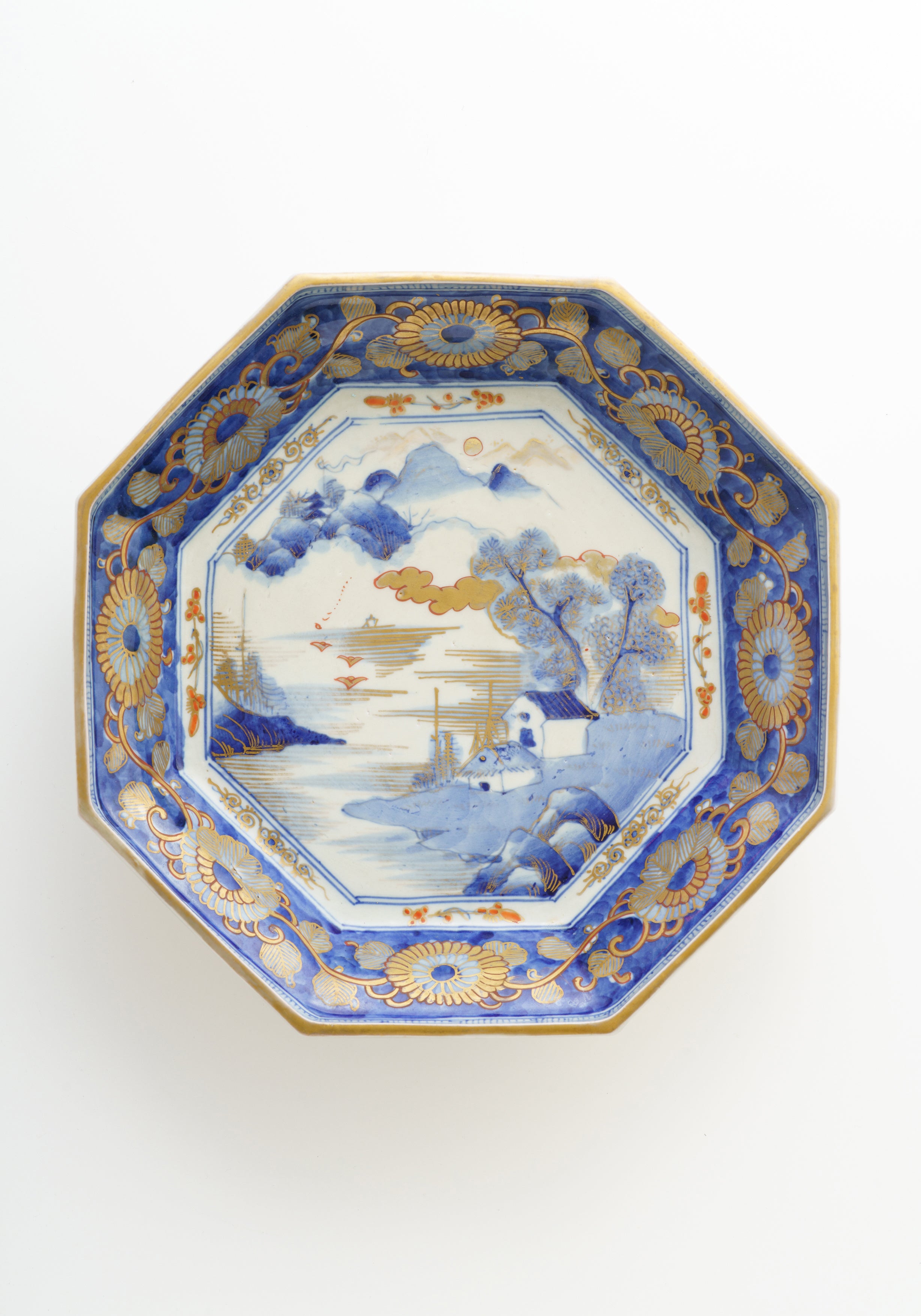 伊万里焼瑠璃金彩松竹梅にこうもり図三つ角鉢 [B24756] 伊万里焼瑠璃