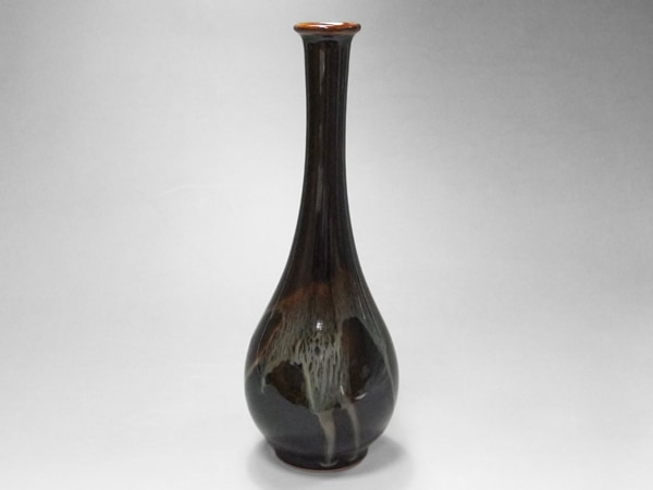 砥部焼 栖山窯 鶴首花入れ（天目）【和食器通販e-tobeyaki.com】