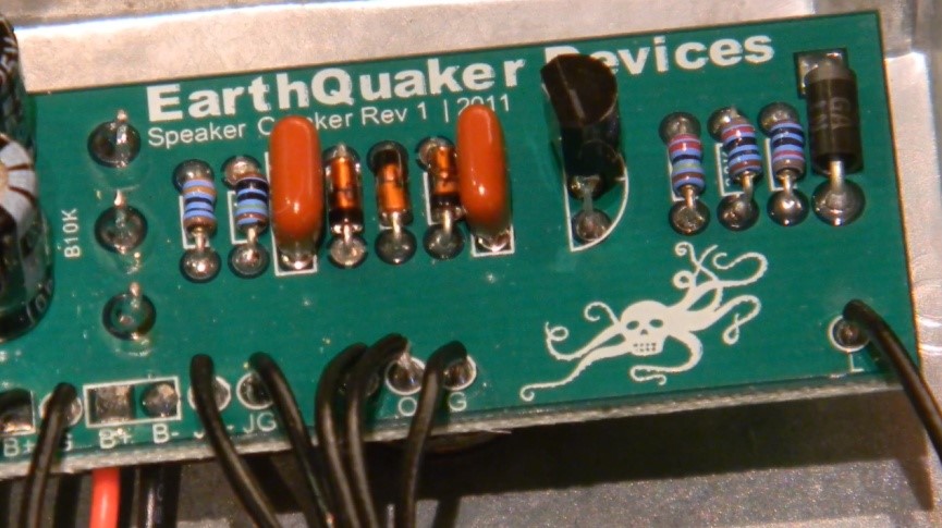 Perf and PCB Effects Layouts: Earthquaker Devices Speaker Cranker