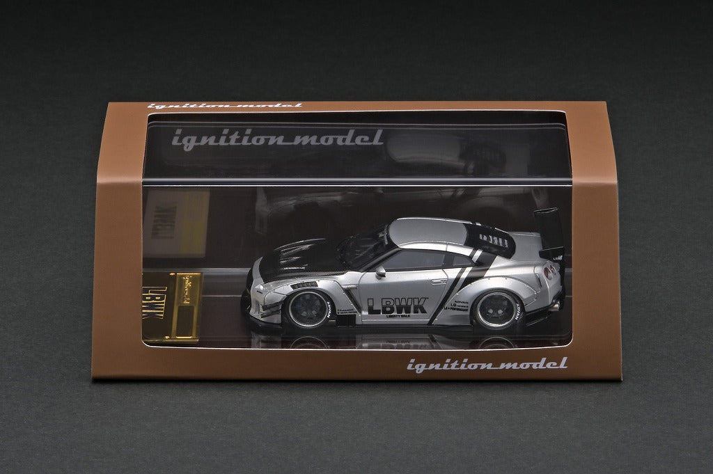 IG2369 LB-WORKS Nissan GT-R R35 type 2 Silver – ignition model