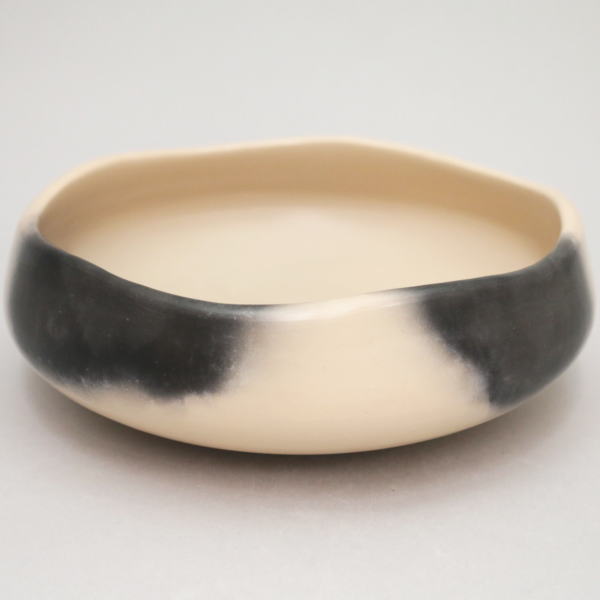 茶器/茶道具 炭道具】 灰器 雲華 白 大 炉用又は風炉用 蒲池窯 – 今屋