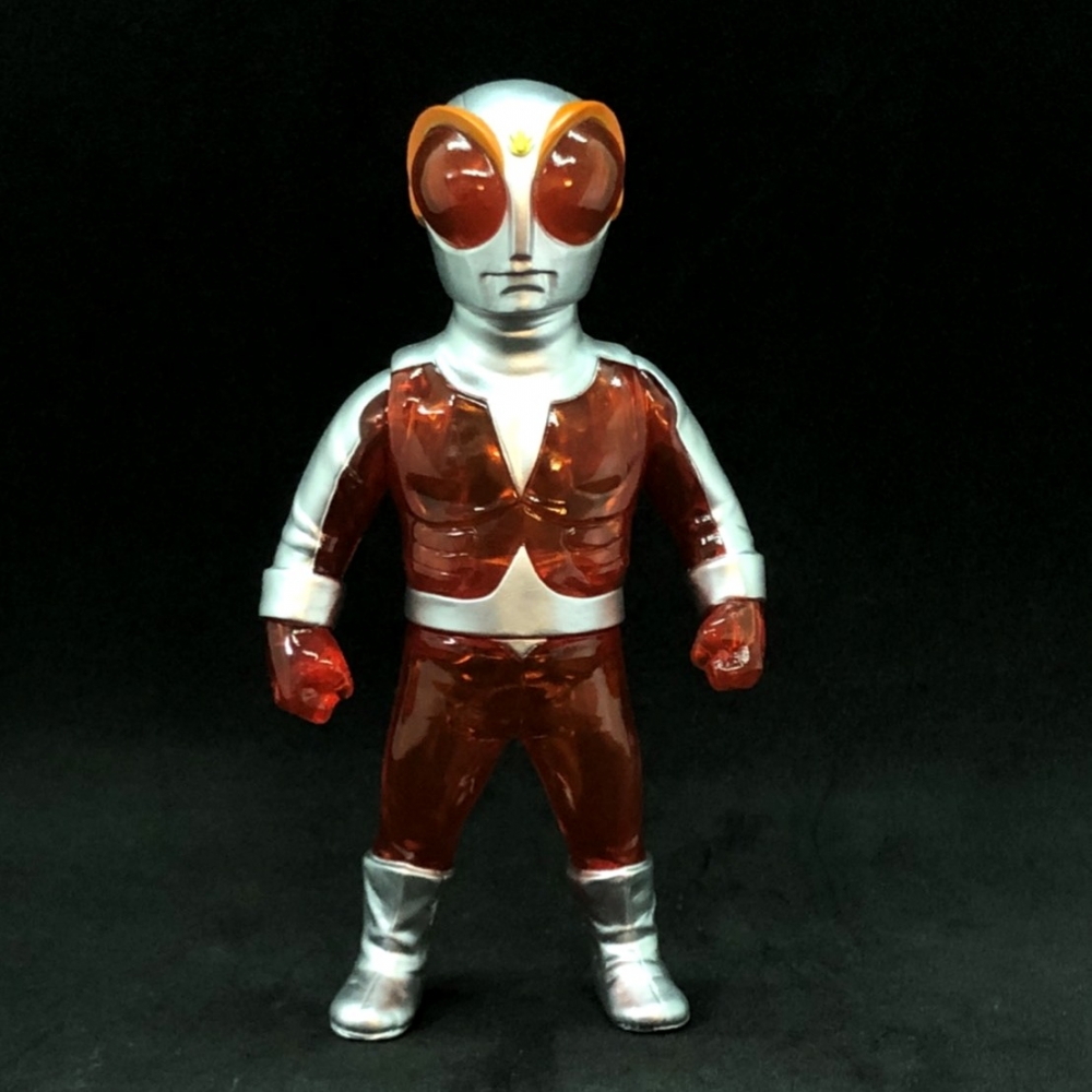 MAXTOYさんの円谷プロモノ One up.限定色 「 カネゴン x2色」「 ゴモラ