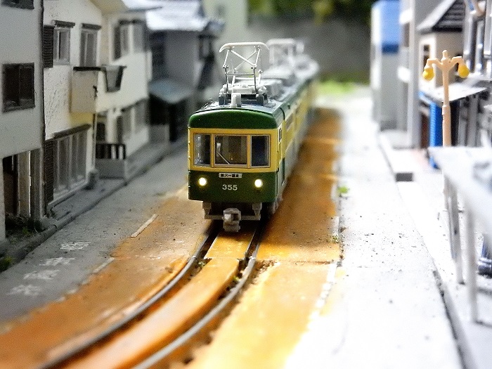 モデモ 江ノ電 江ノ島電鉄300形 305F 1灯型 M車 Nゲージ NT52 Amazon.