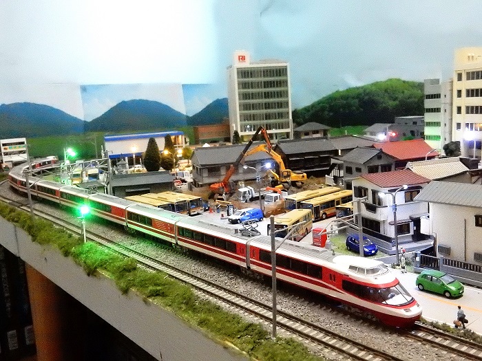 Nゲージ鉄道模型】＜入線報告＞KATO 10-161 小田急10000形 HiSE 11両