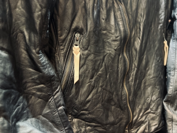 新作入荷】アンフィニッシュドジャケットのヴィンテージモデルが登場