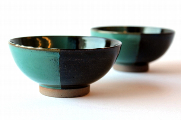 鳥取民藝 中井窯 牛ノ戸焼 波状模様の茶色陶器ボウル 足つき深鉢 2026