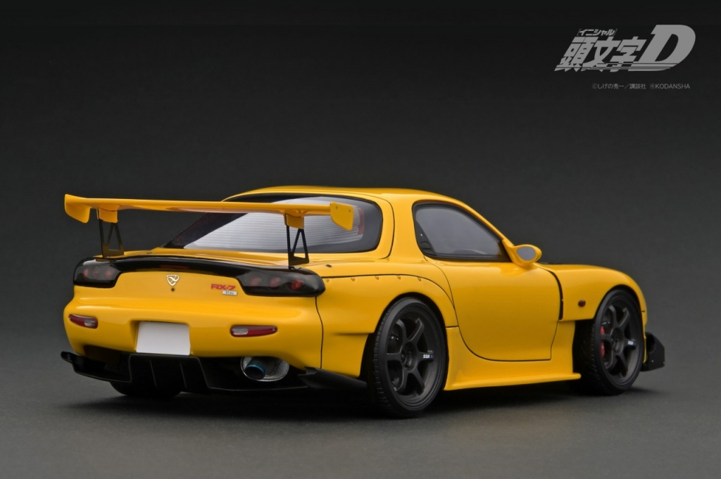 1/18「高橋啓介」フィギュア付：頭文字D「RX-7 (FD3S) 最終戦仕様