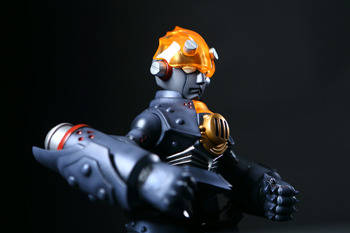 THE ビッグオー] ガレージキット【メタルボーイ】ビッグオー発売