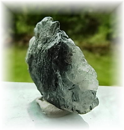 パキスタン/ザギ産】リーベカイトインクォーツ(ザギマウンテンクォーツ)