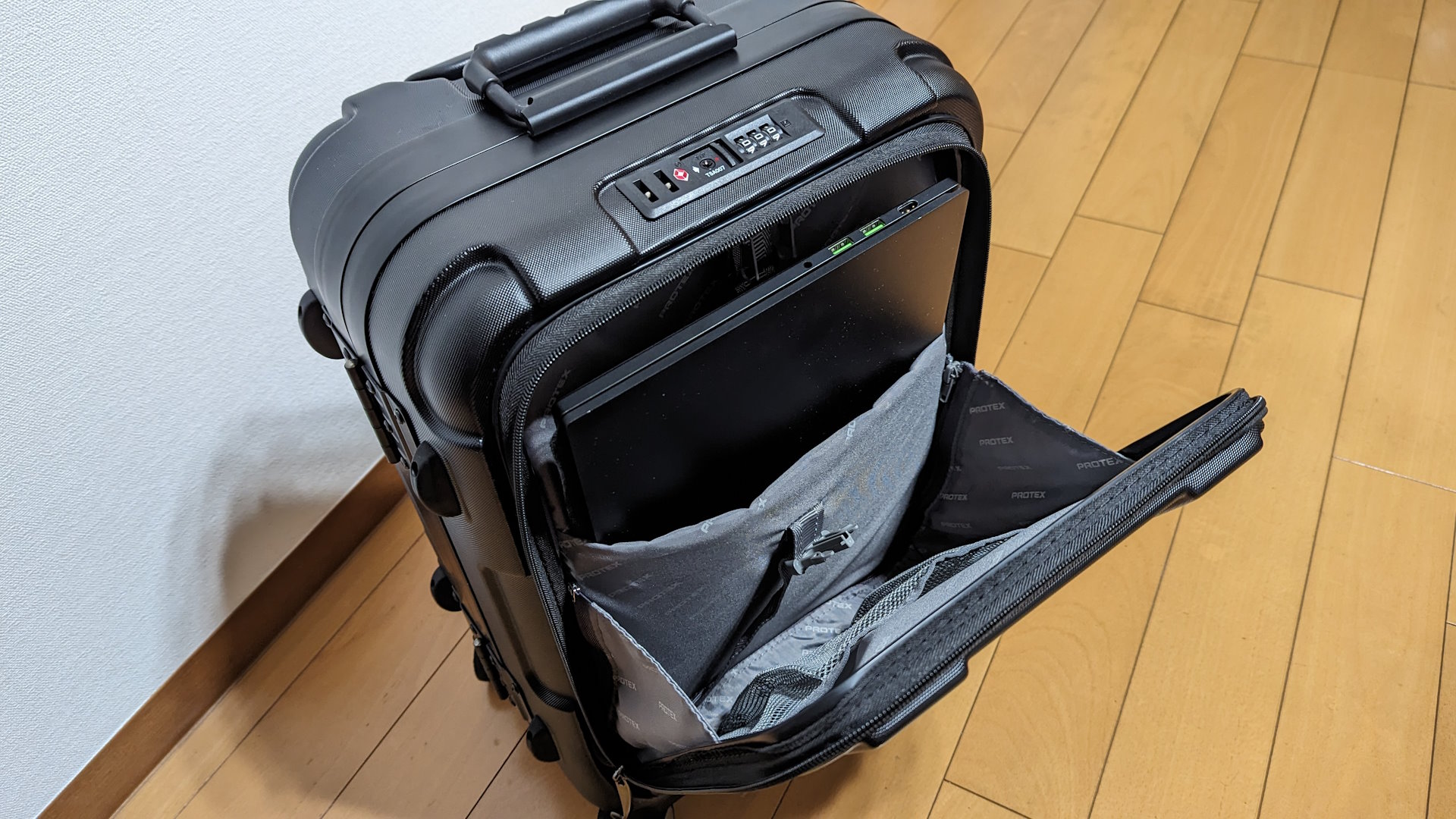 RROTEX FPZ-07を機内持ち込み機材用としてレビュー – 巡風万搬