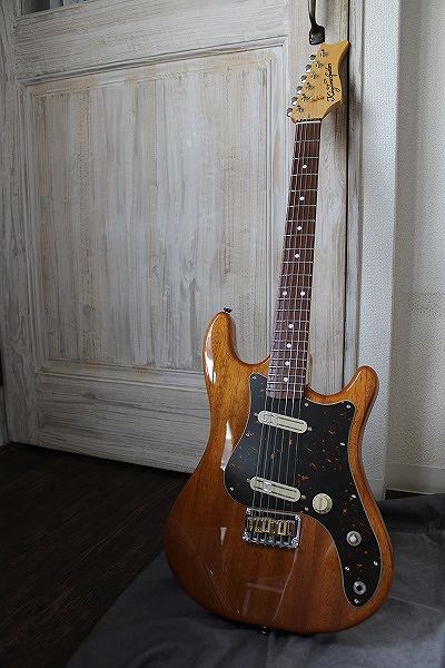 国産ショートスケールギター ストラトキャスター×ムスタングタイプ