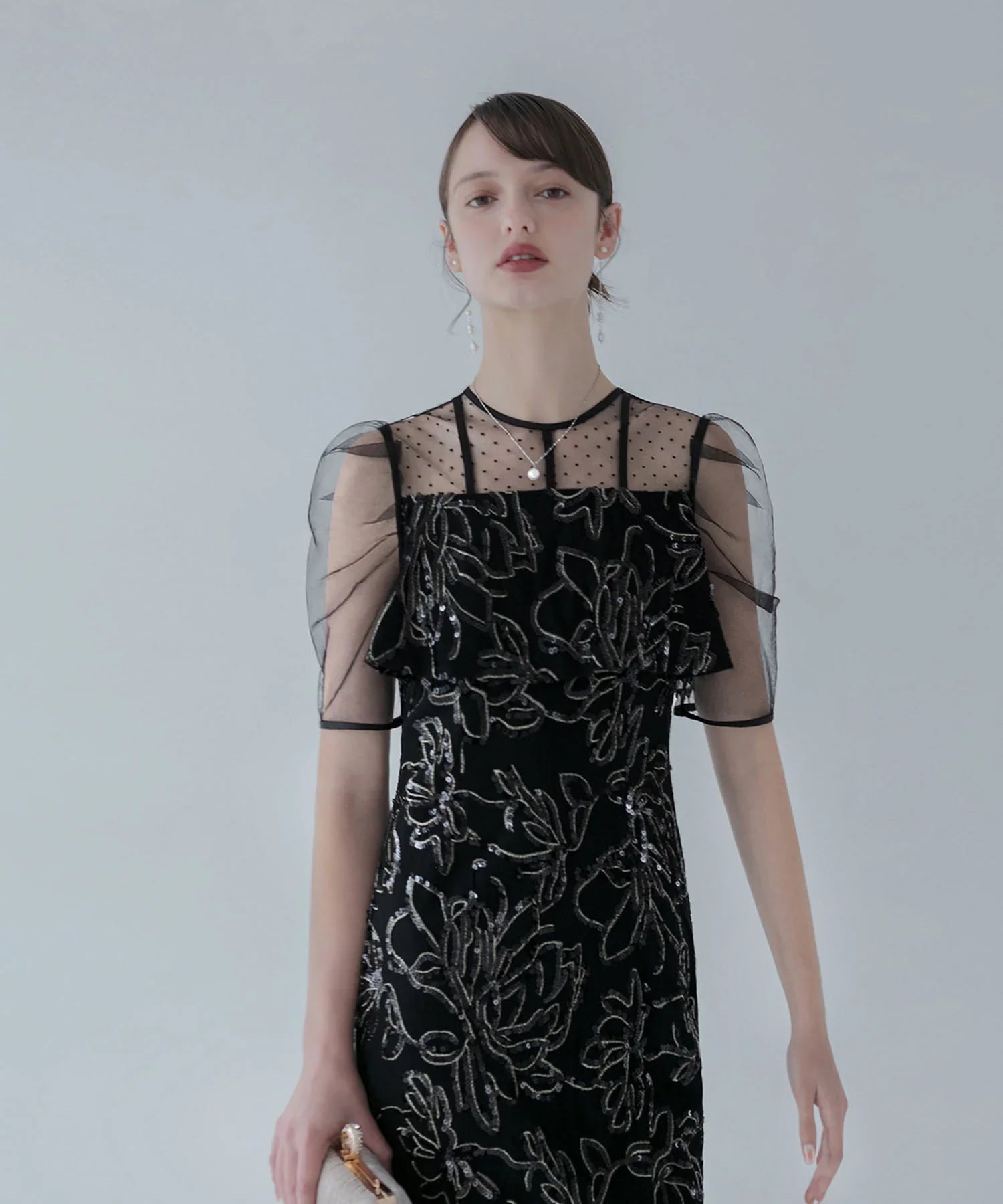 一部当日発送】ドットチュールフラワースパンコールIラインワンピース