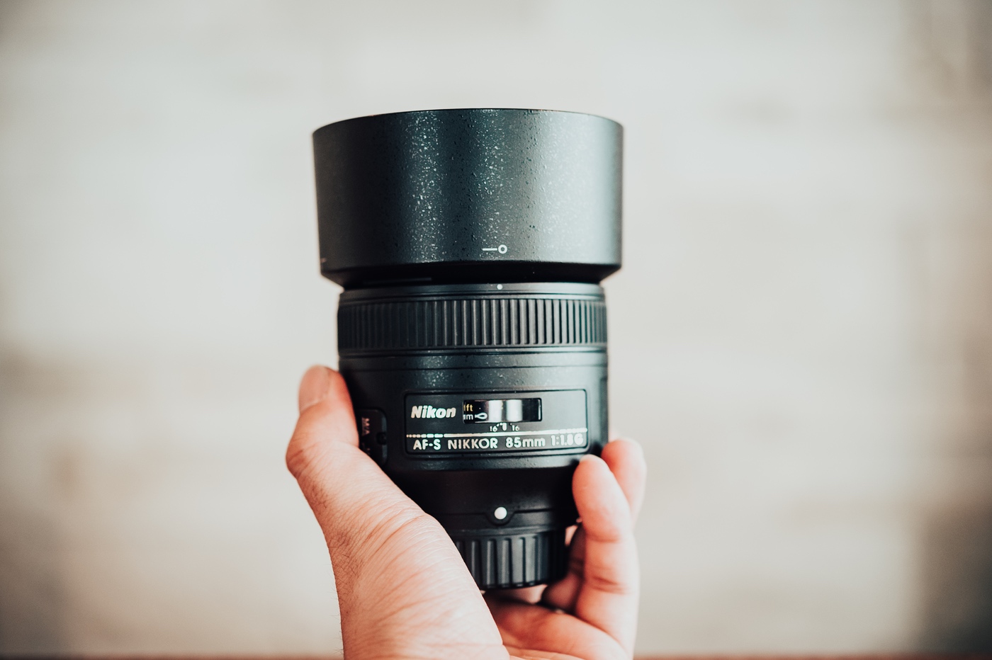 作例あり】AF-S NIKKOR 85mm f/1.8Gのレビュー。描写も携帯性も良い高