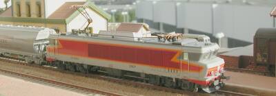 Jouef: electric locomotive CC 6500 SNCF metallic frame