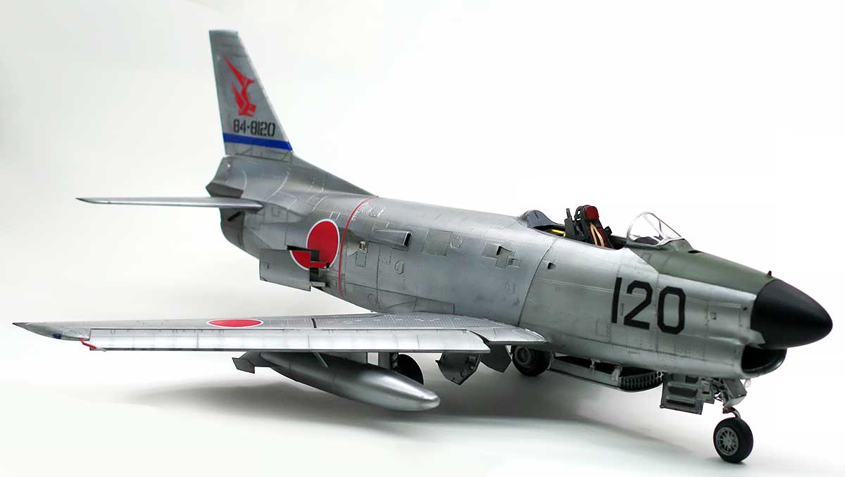 プラモ日記 » F-86Dセイバードッグ その23 大きなデカール貼り