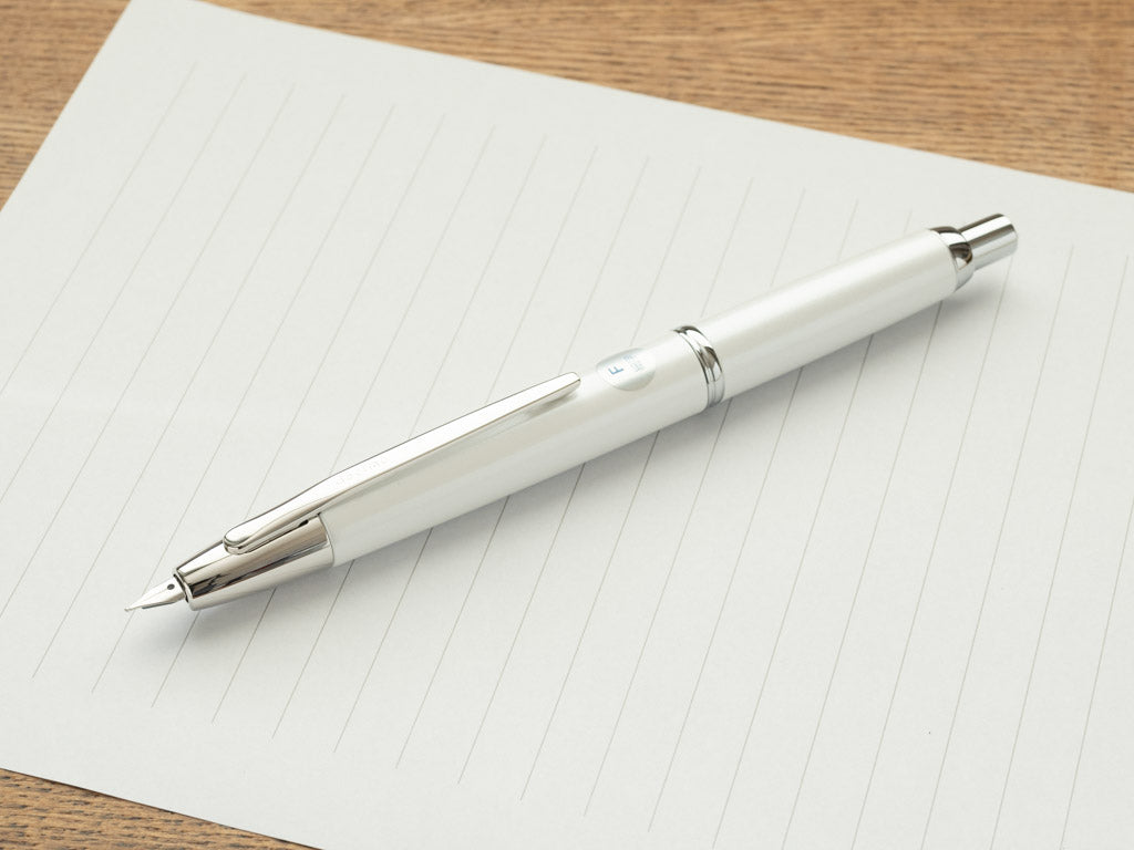 パイロット キャップレスデシモ万年筆 パールホワイト – 文化堂
