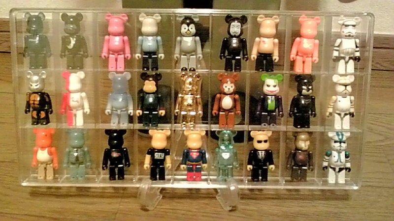 ベアブリック70 ％ディスプレイ | こちら KANTA COMPANY 社長室