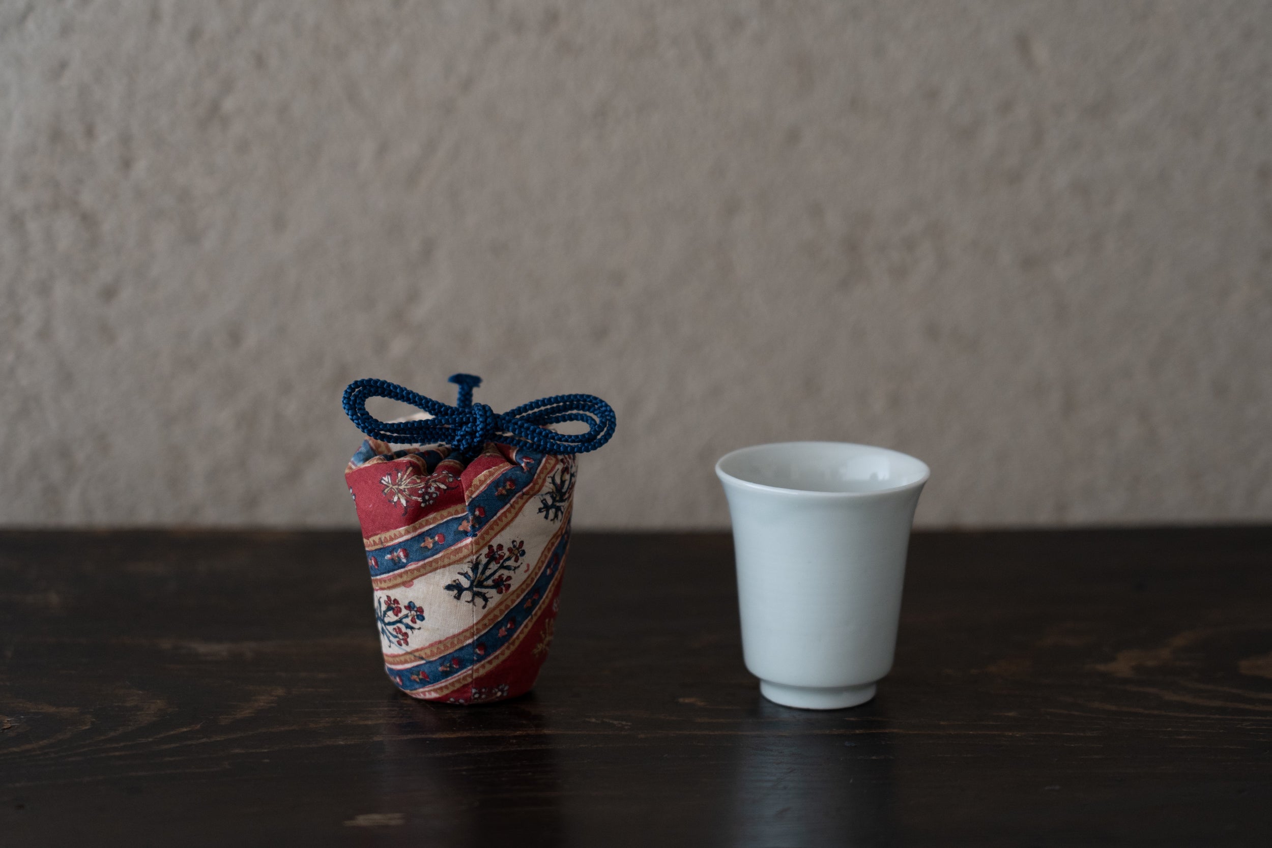 希少】初期伊万里 しのぎ 白磁盃 江戸初期 古伊万里 白磁 酒器 ぐい呑