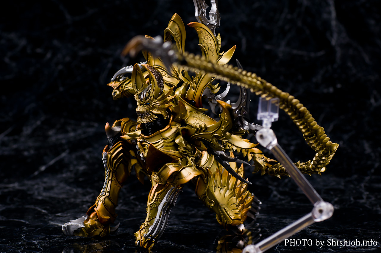 魔戒可動 光覚獣身ガロ ( 黄金騎士 小売業者 GARO ) プレミアム