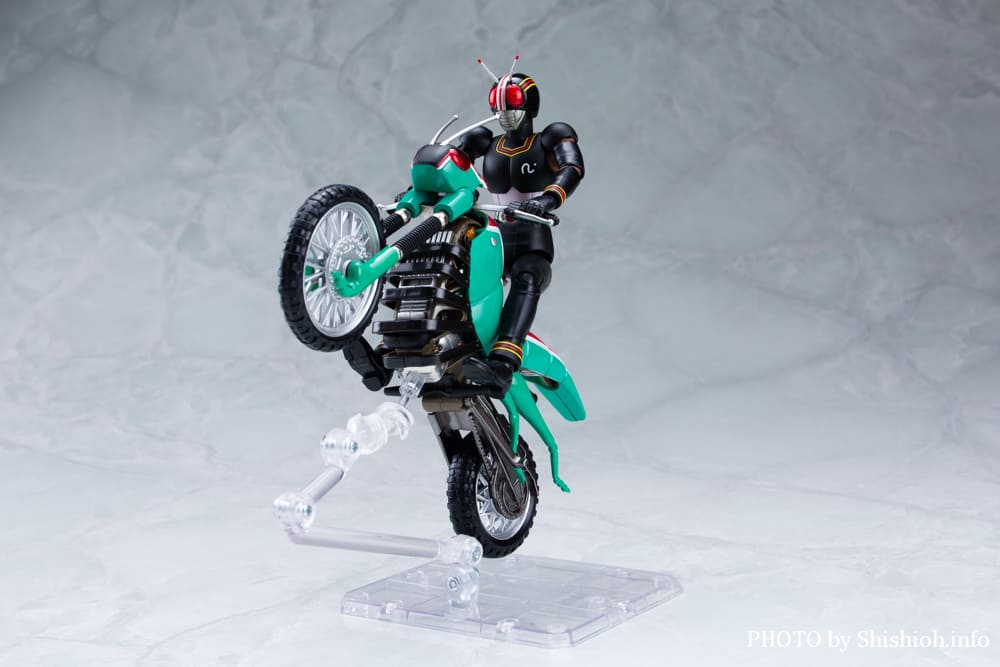 レビュー】 バンダイ S.H.Figuarts バトルホッパー [仮面ライダーBLACK]