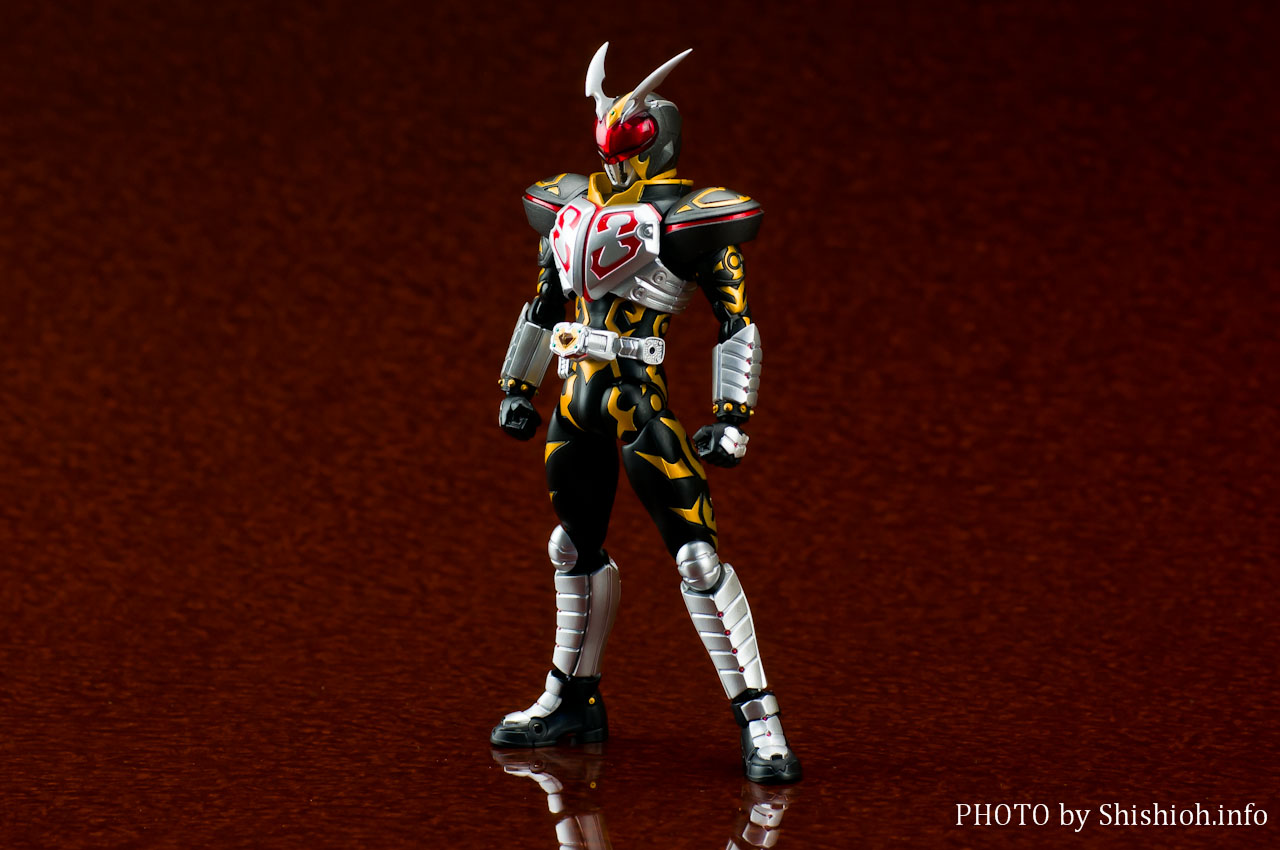 レビュー】 バンダイ S.H.Figuarts 仮面ライダー カリス [仮面ライダー