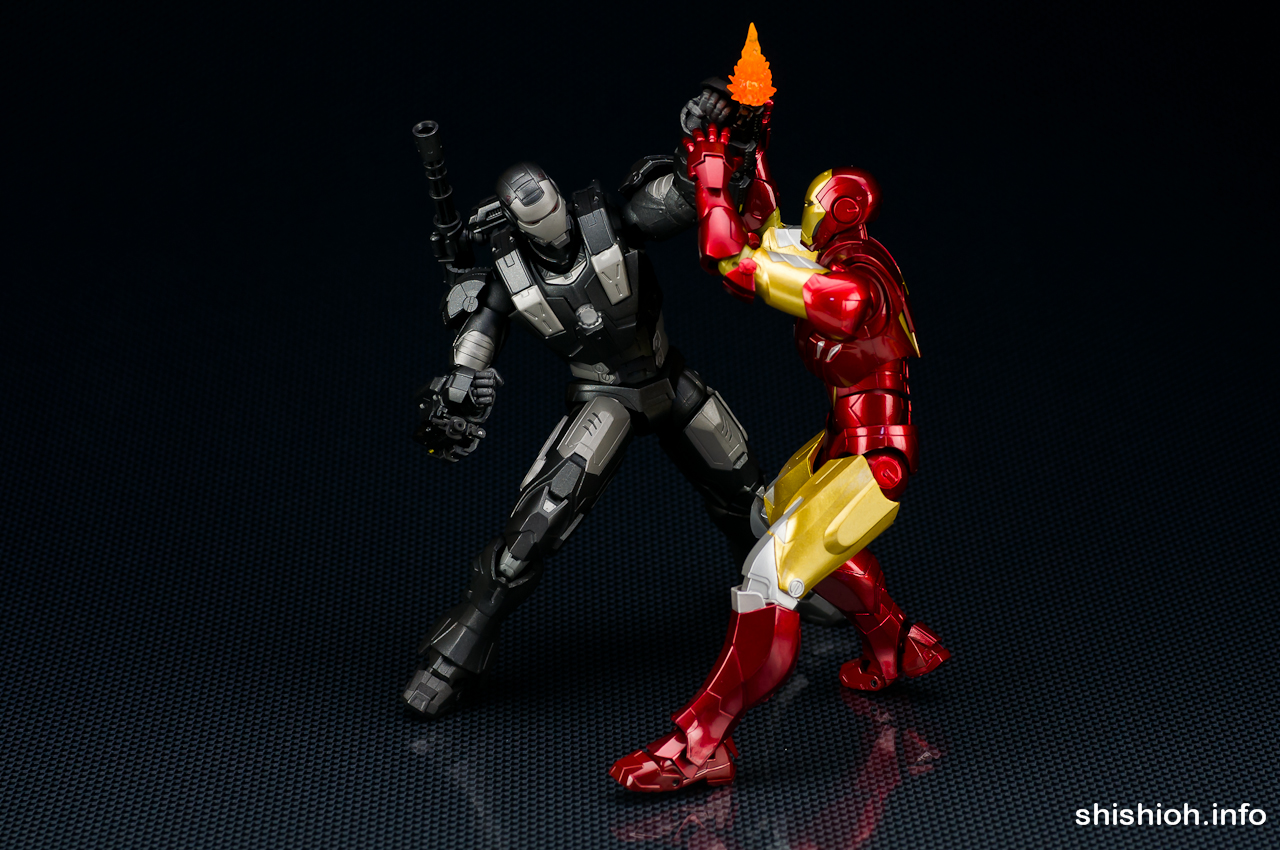 SHフィギュアーツ IRON MAN 2 ウォーマシン Amazon.co.jp: S.H.