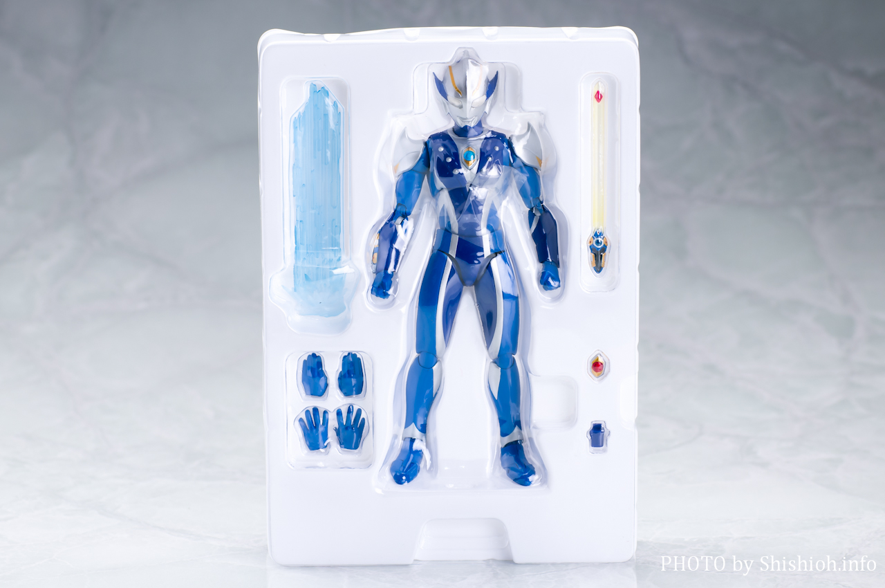 レビュー】 バンダイ 魂ウェブ商店 ULTRA-ACT ウルトラマンヒカリ