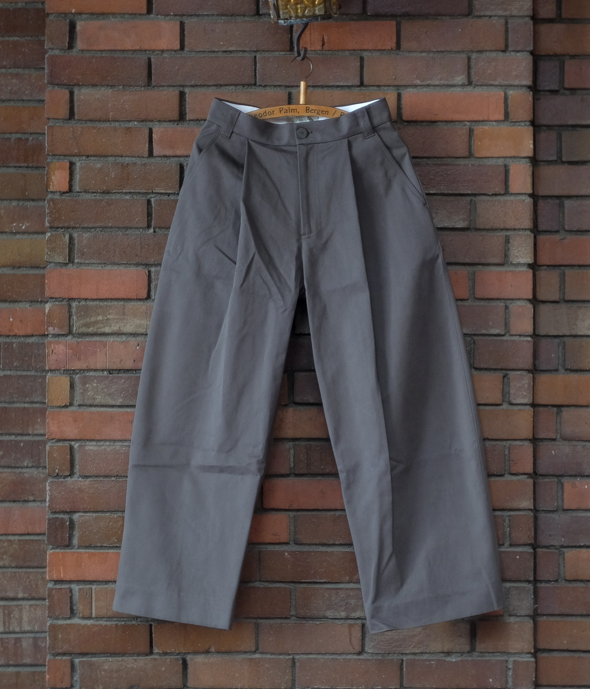 STUDIO NICHOLSON “VOLUME PLEAT PANT” ‐21SS 1st DELIVERY- | MAIDENS