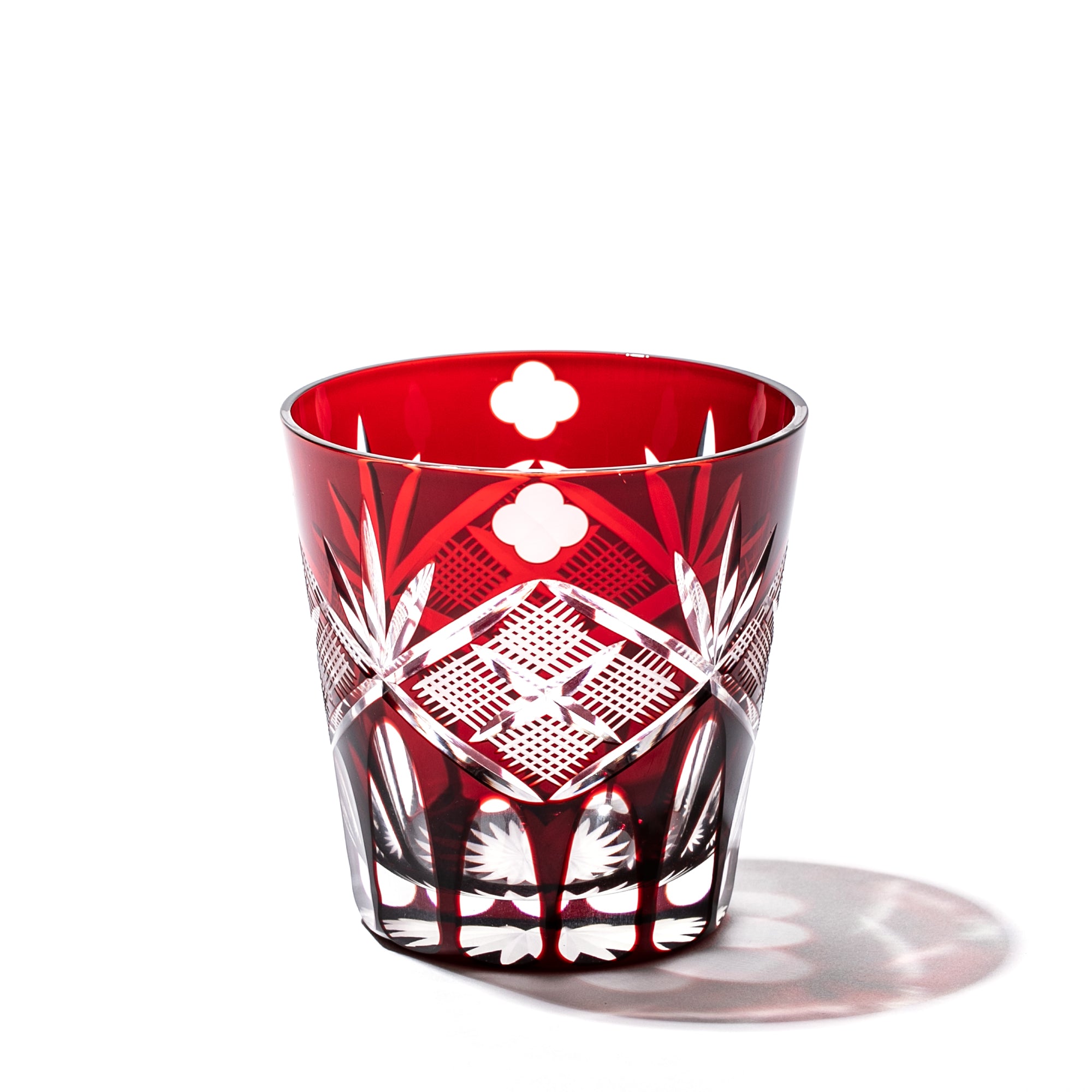江戸切子 四ツ葉元禄紋 天開オールドグラス 赤 ｜江戸切子グラスなら