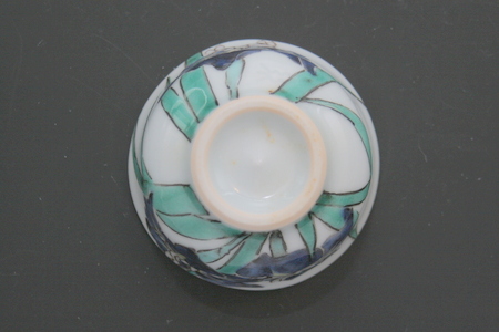 高橋紘 色絵磁器花菖蒲図酒盃 三和堂（東京・日本橋）｜青梅｜色絵｜酒盃