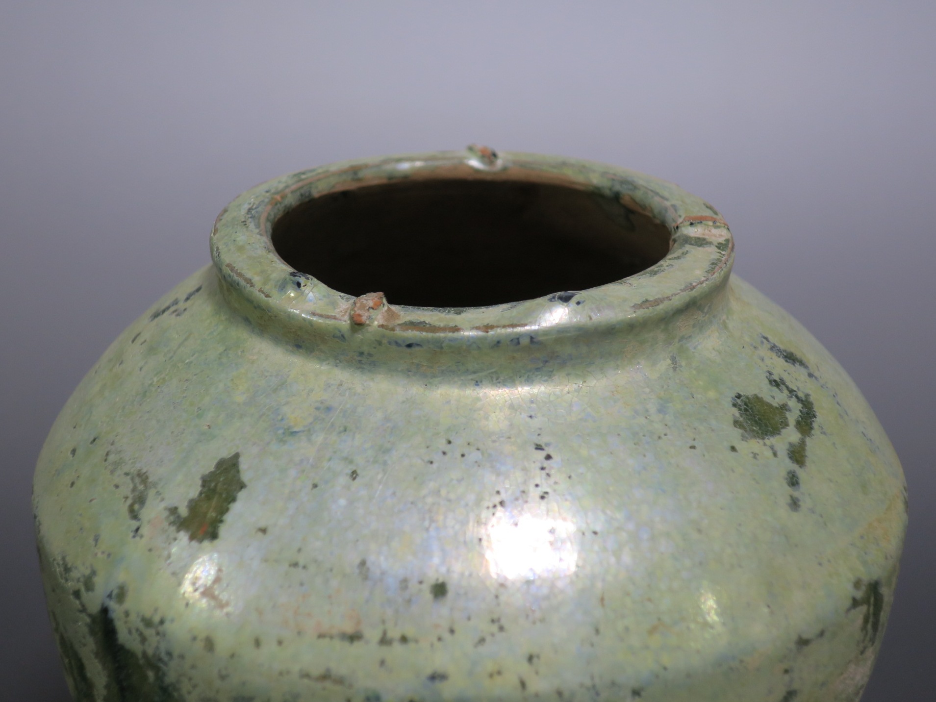 漢 銀化 緑釉小壷 仙遊洞