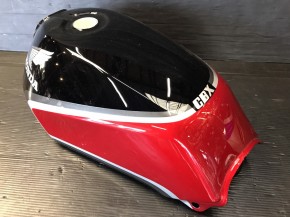 CBX400F 2型 タンク