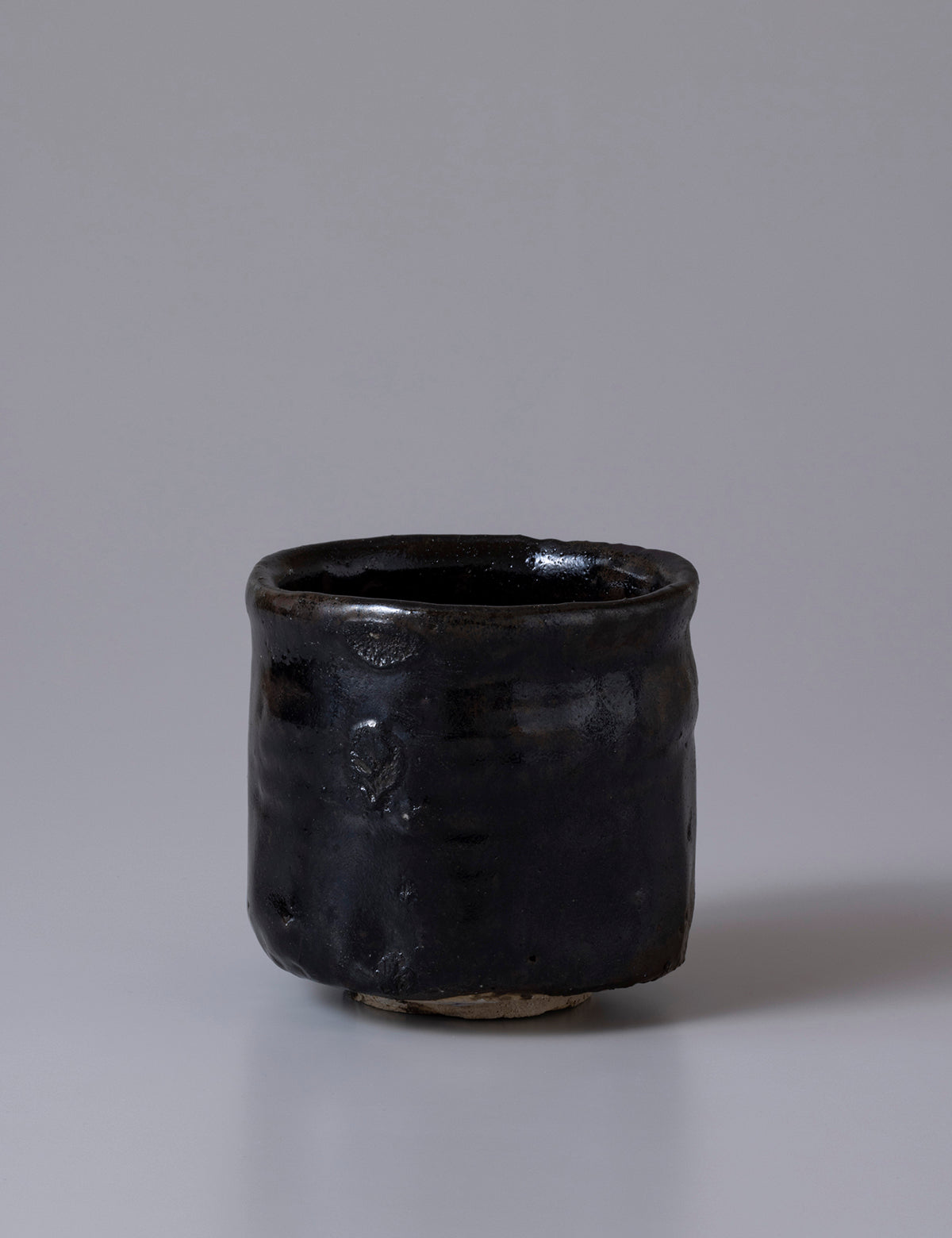 瀬戸黒茶碗 – 谷松屋戸田 Online